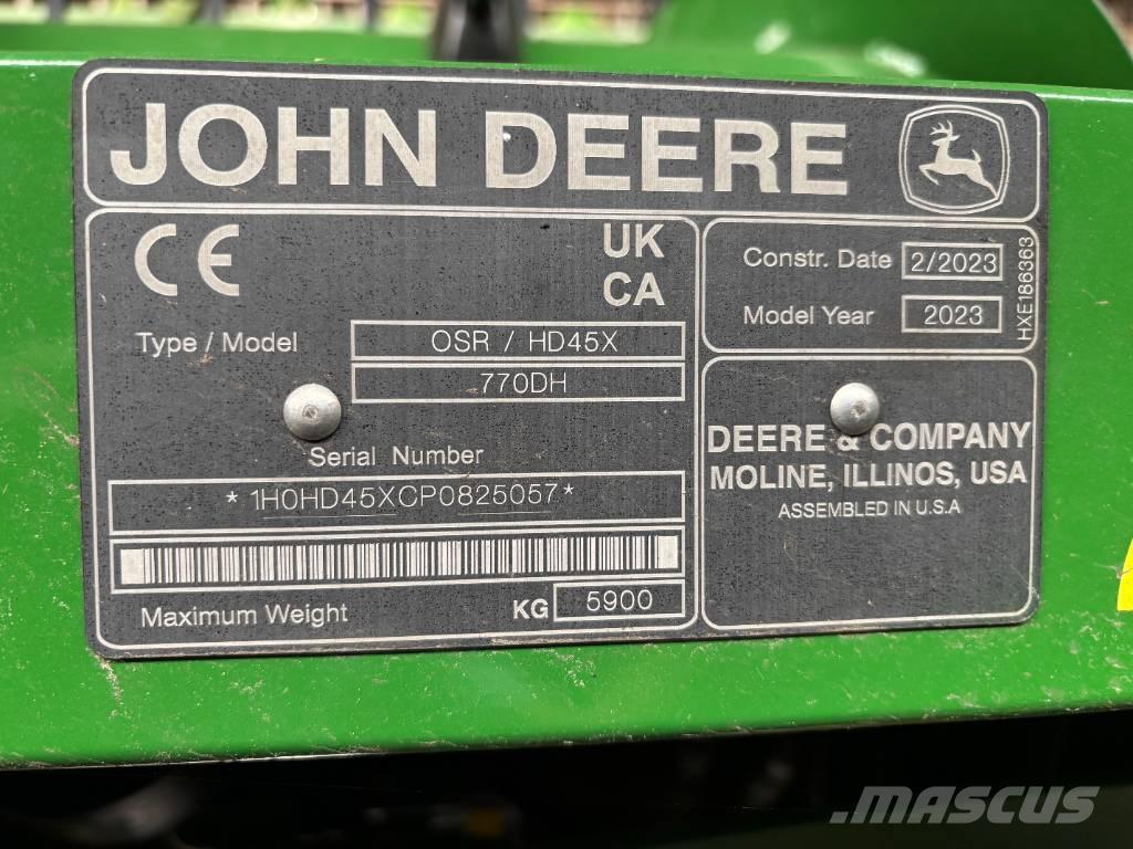 John Deere X9 1000 Sklízecí mlátičky
