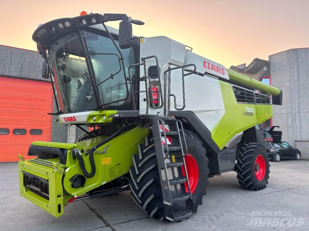 CLAAS Lexion 7500 Sklízecí mlátičky