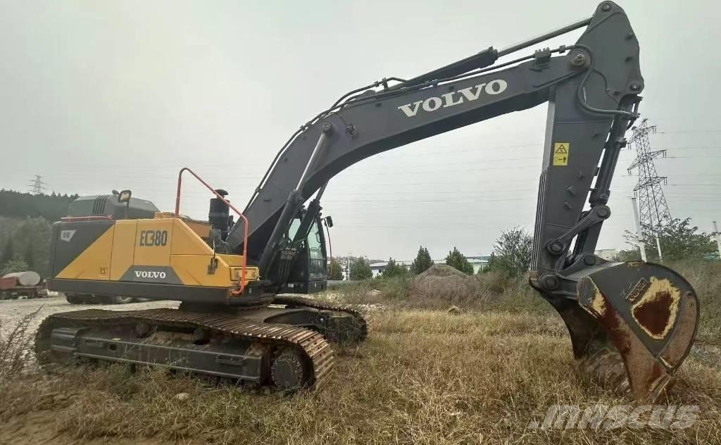 Volvo 380 Pásová rýpadla