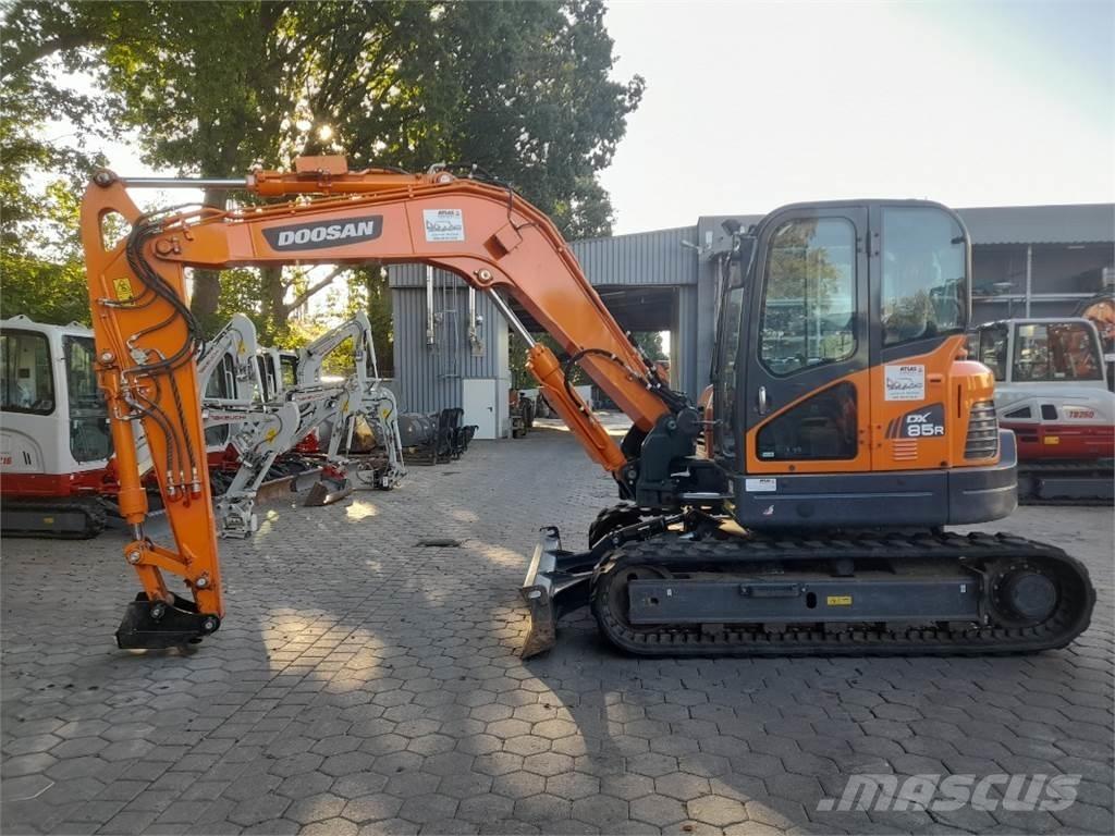 Doosan DX85R-3 Midi rýpadla 7t - 12t
