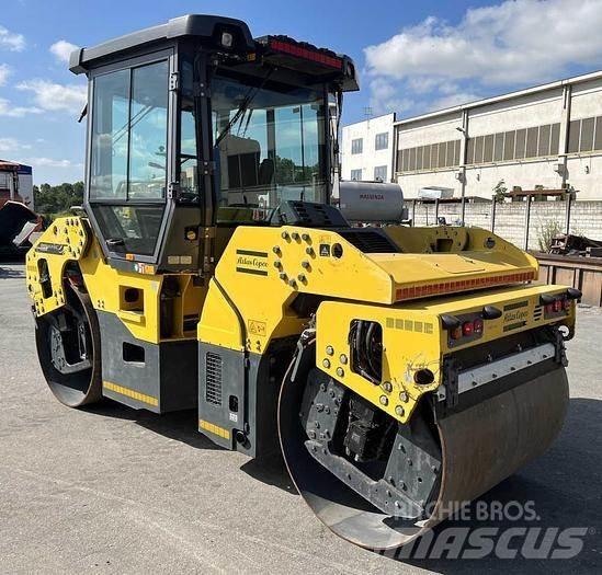 Dynapac CC 2300 Tandemové válce