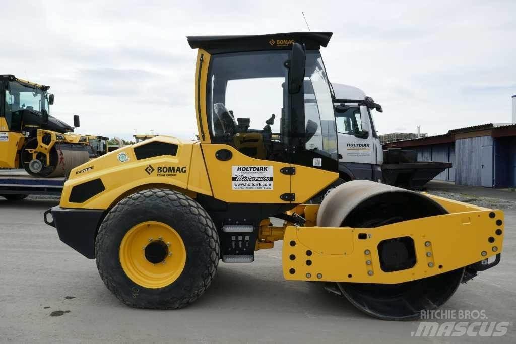 Bomag BW 177 D-5 Půdní kompaktory