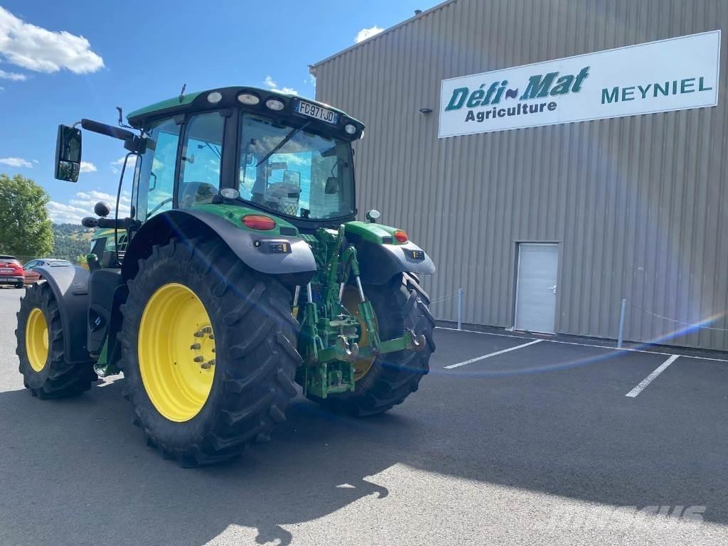 John Deere 6130 R Traktory