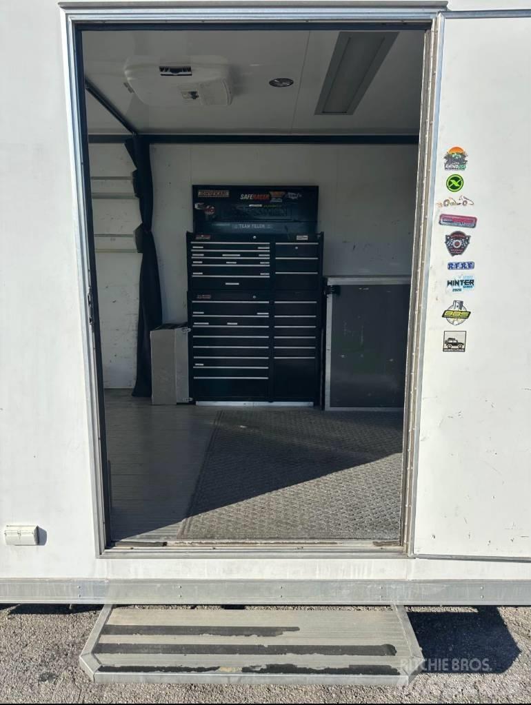  InTech Car Hauler Návěsy na přepravu automobilů