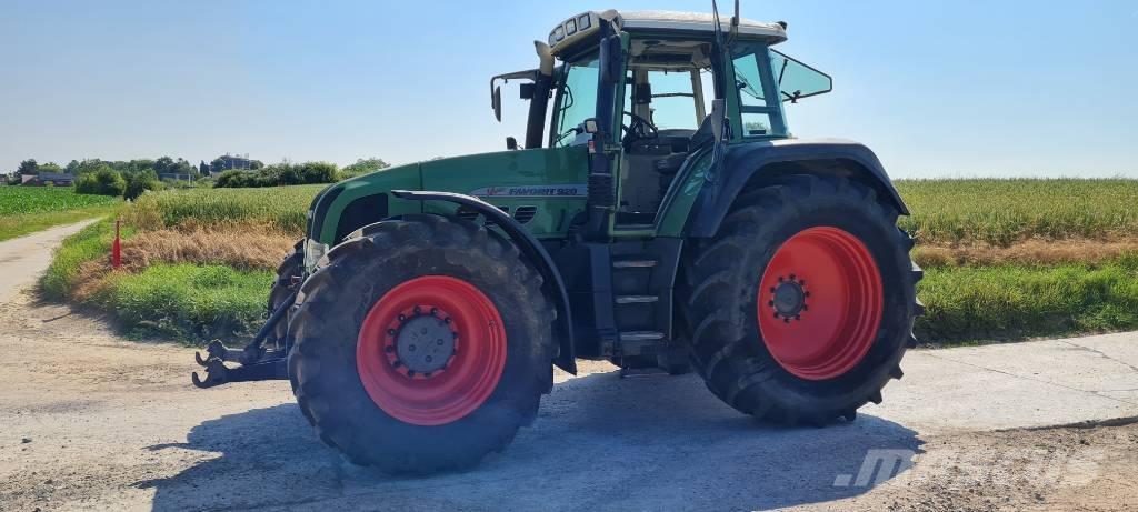 Fendt 920 Vario Traktory