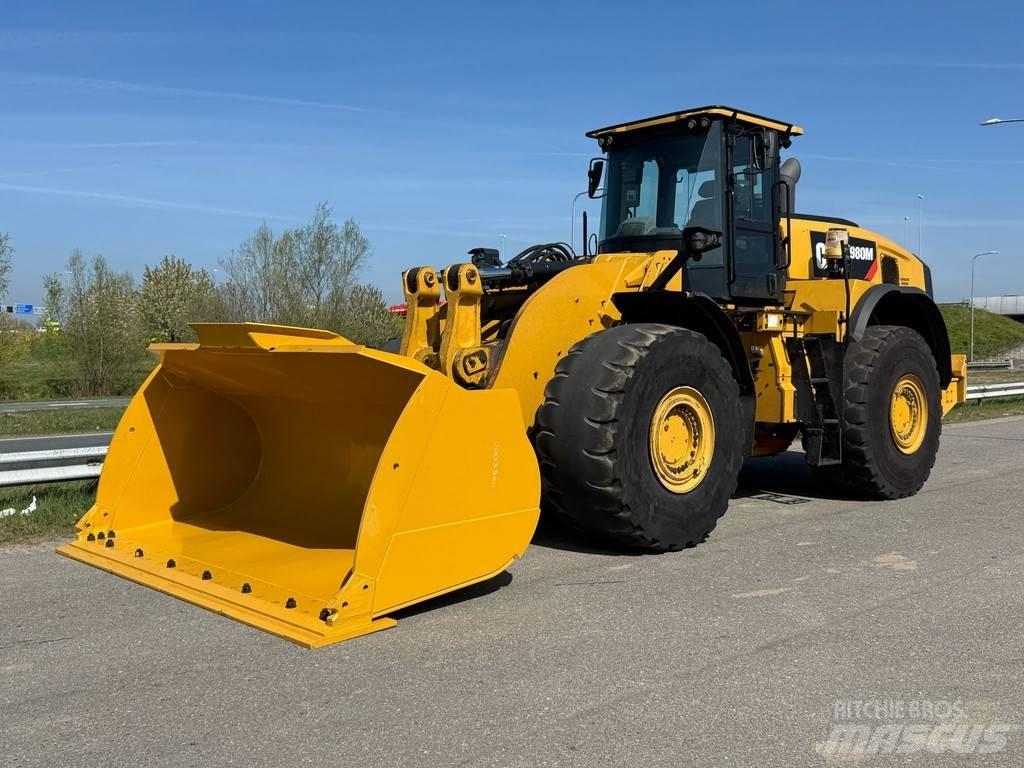 CAT 980M Kolové nakladače