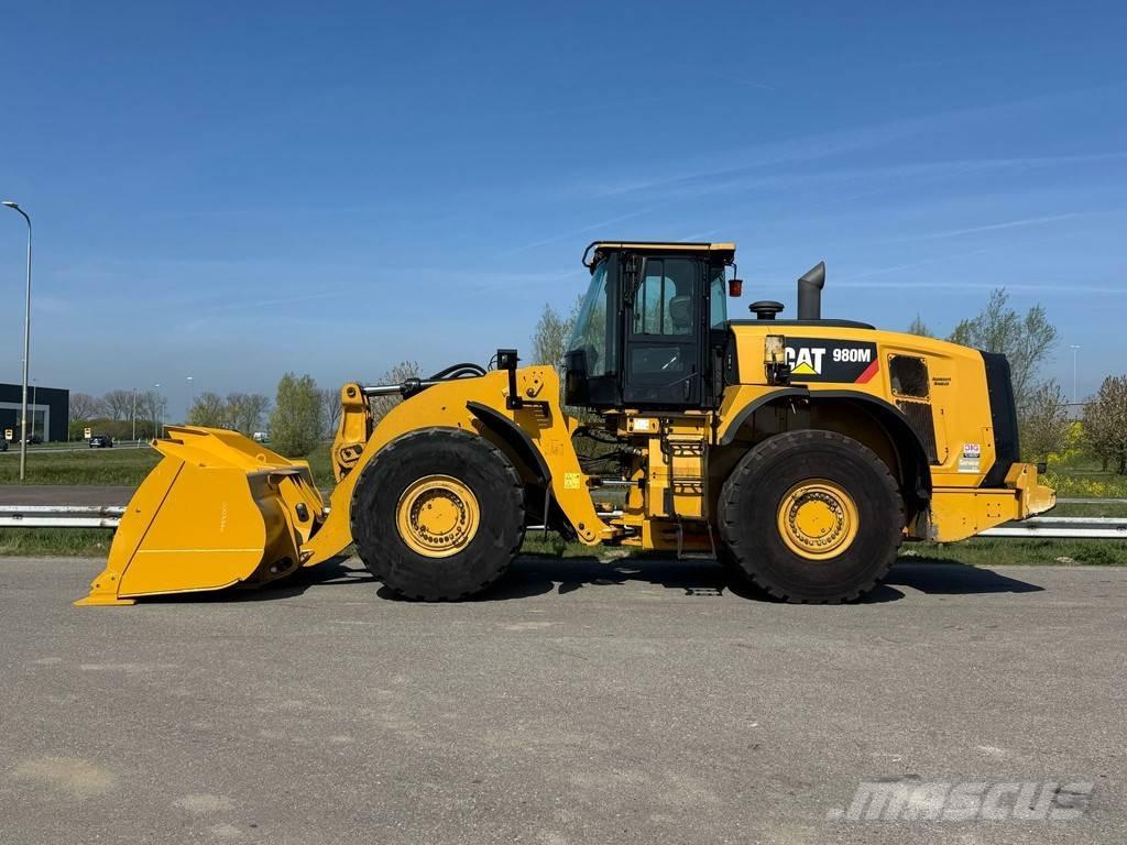 CAT 980M Kolové nakladače