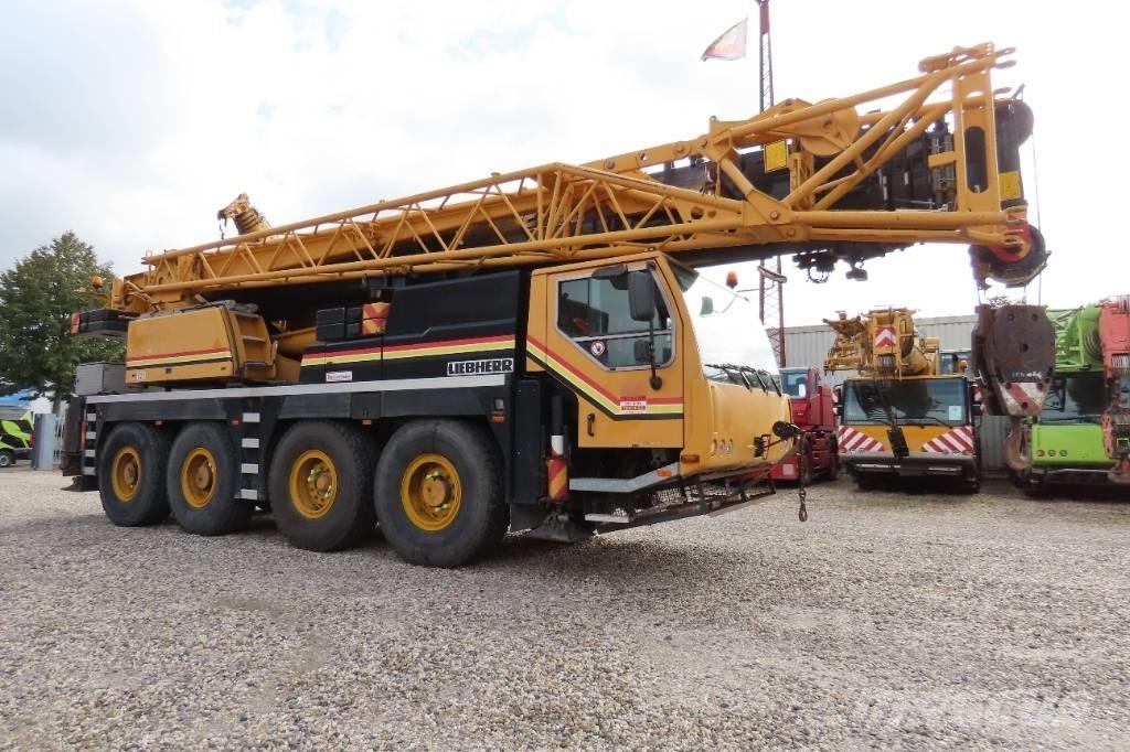 Liebherr LTM 1060-2 Univerzální terénní jeřáby