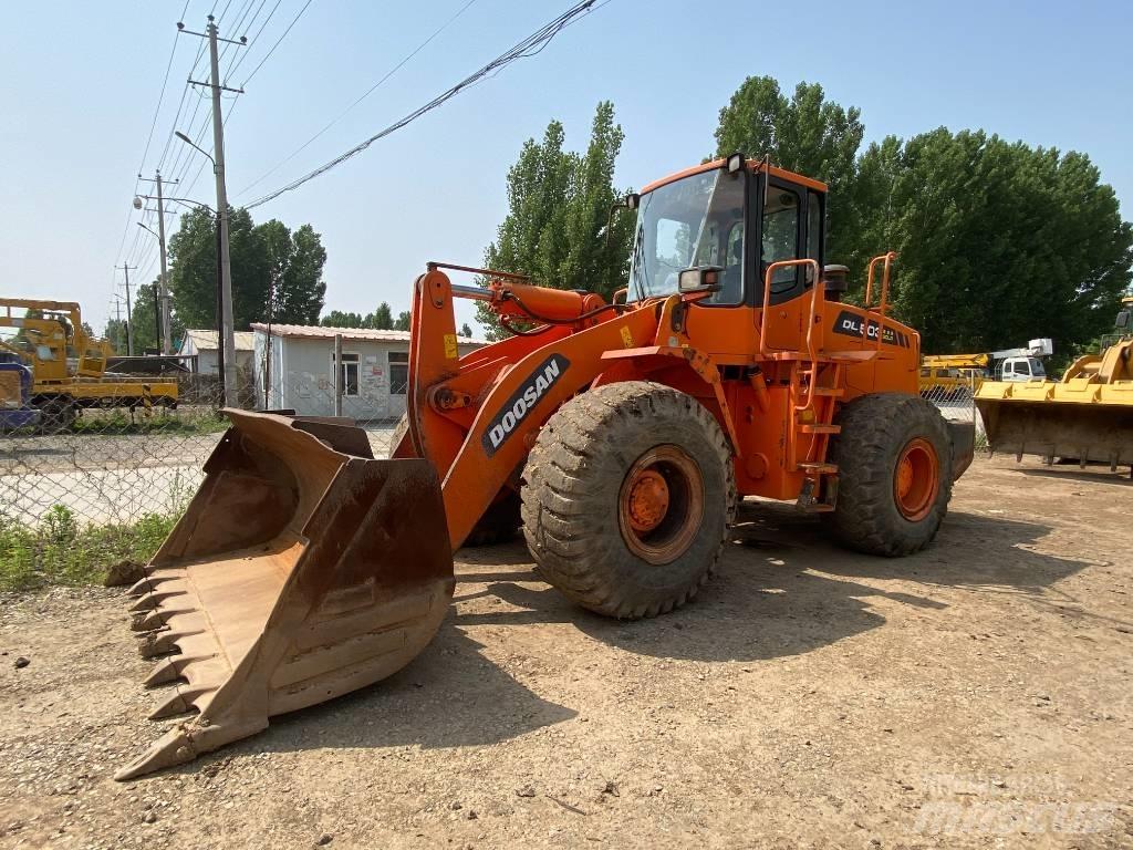 Doosan DL 503 Rýpadlo-nakladače