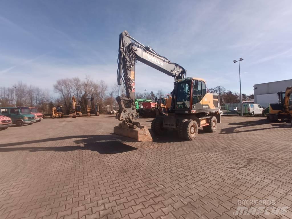 Volvo EW 180 E Kolová rýpadla