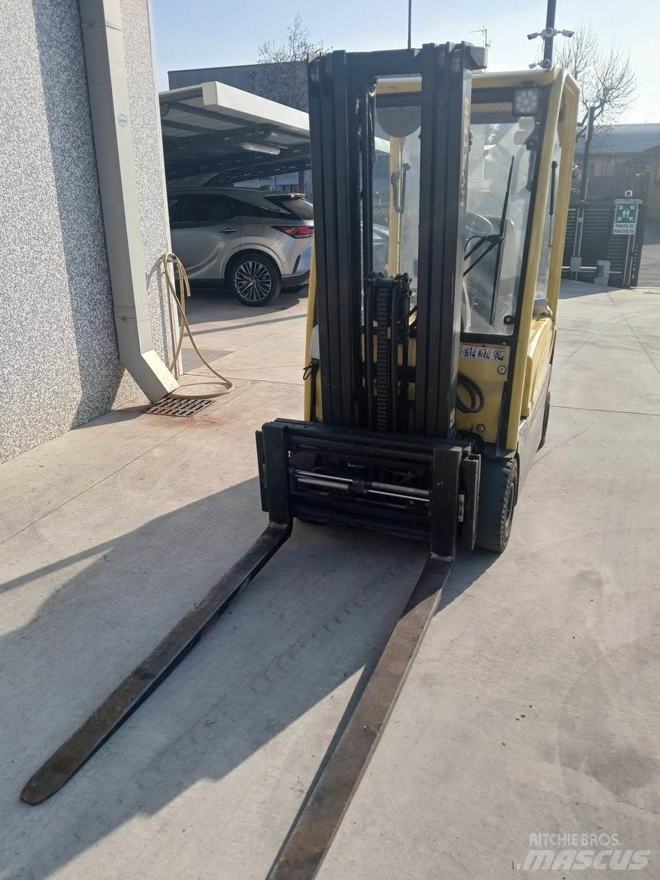 Hyster J1.6XNMWB Akumulátorové vozíky
