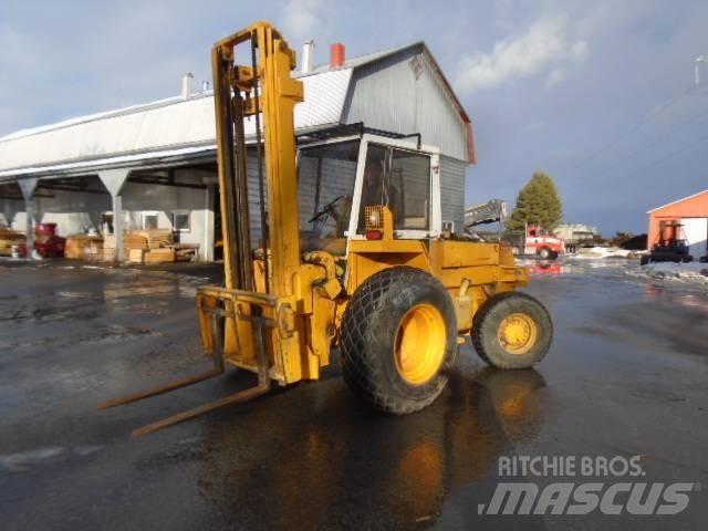 JCB 930-4 Terénní vysokozdvižné vozíky