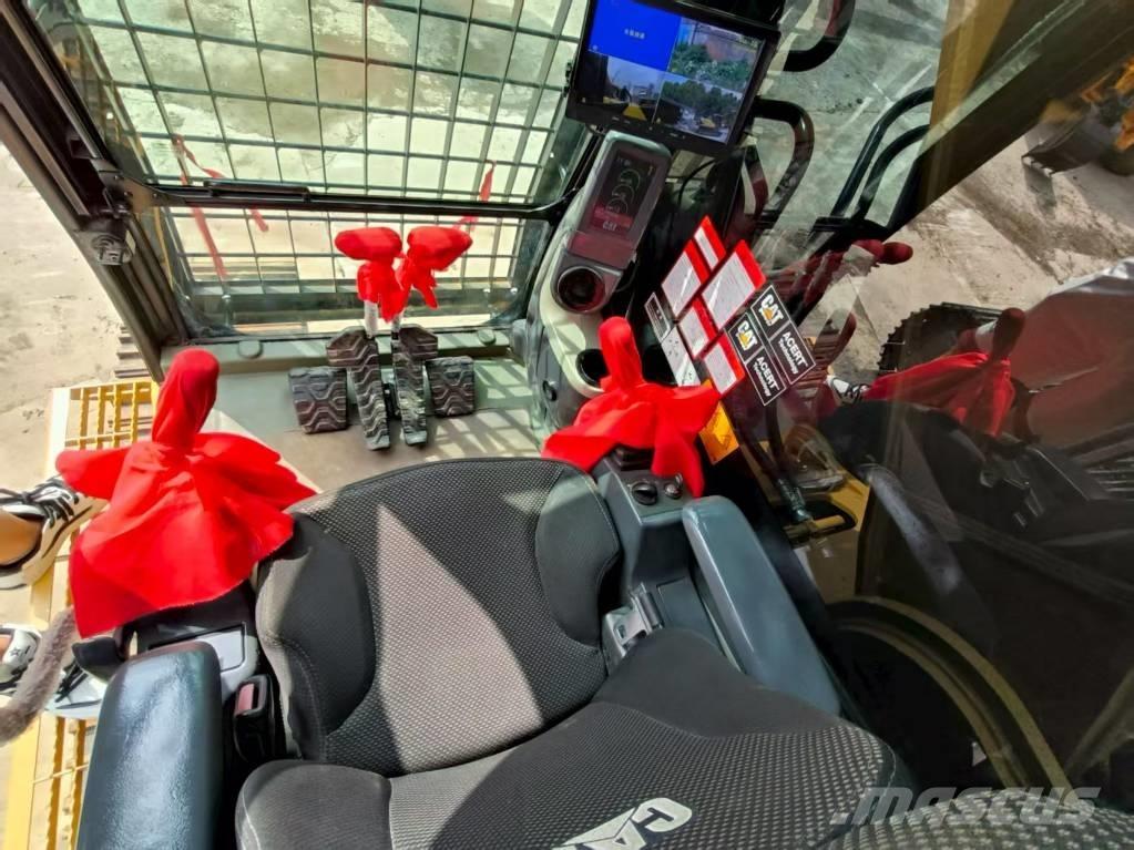 CAT 340 D L Pásová rýpadla