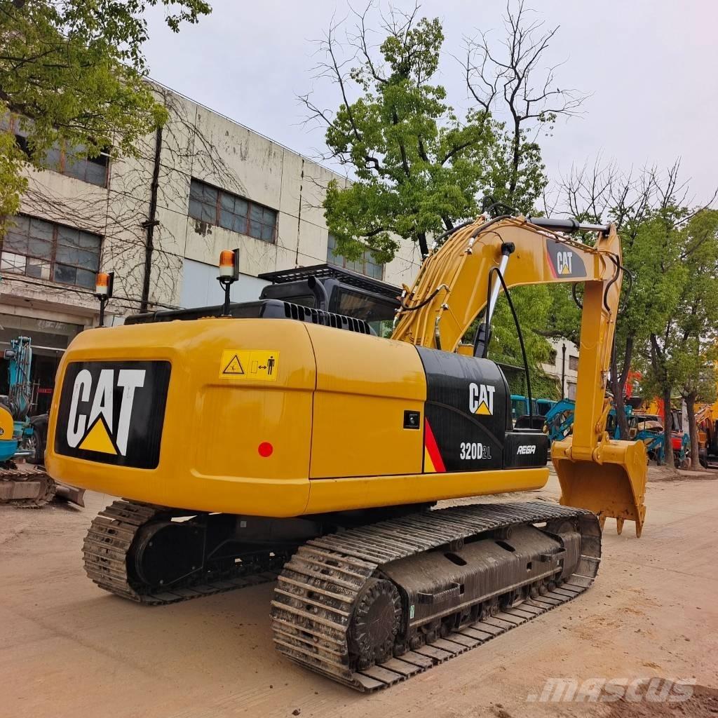 CAT 320 D2L Pásová rýpadla