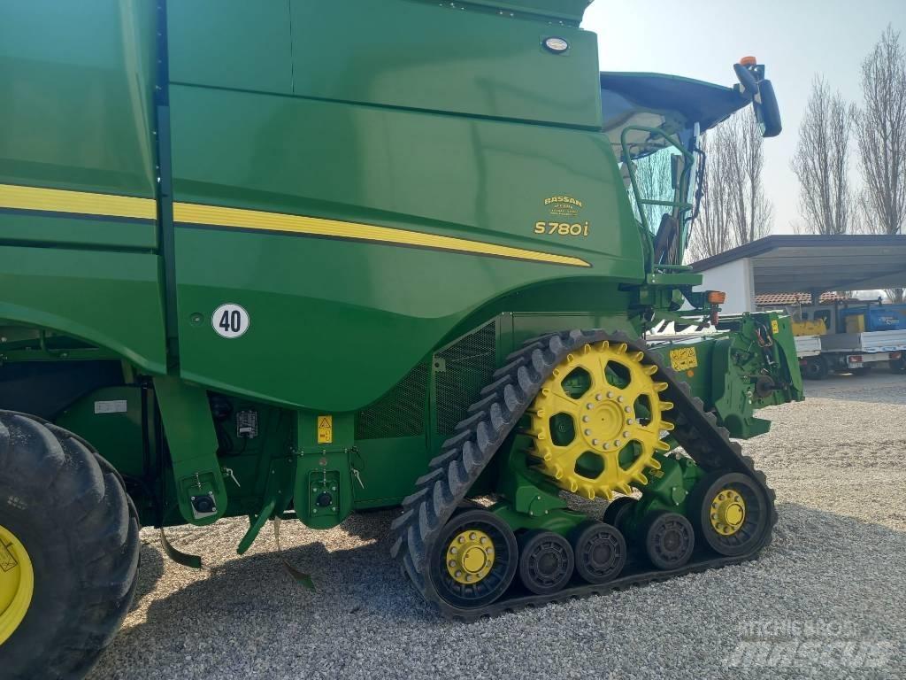 John Deere S 780i Sklízecí mlátičky