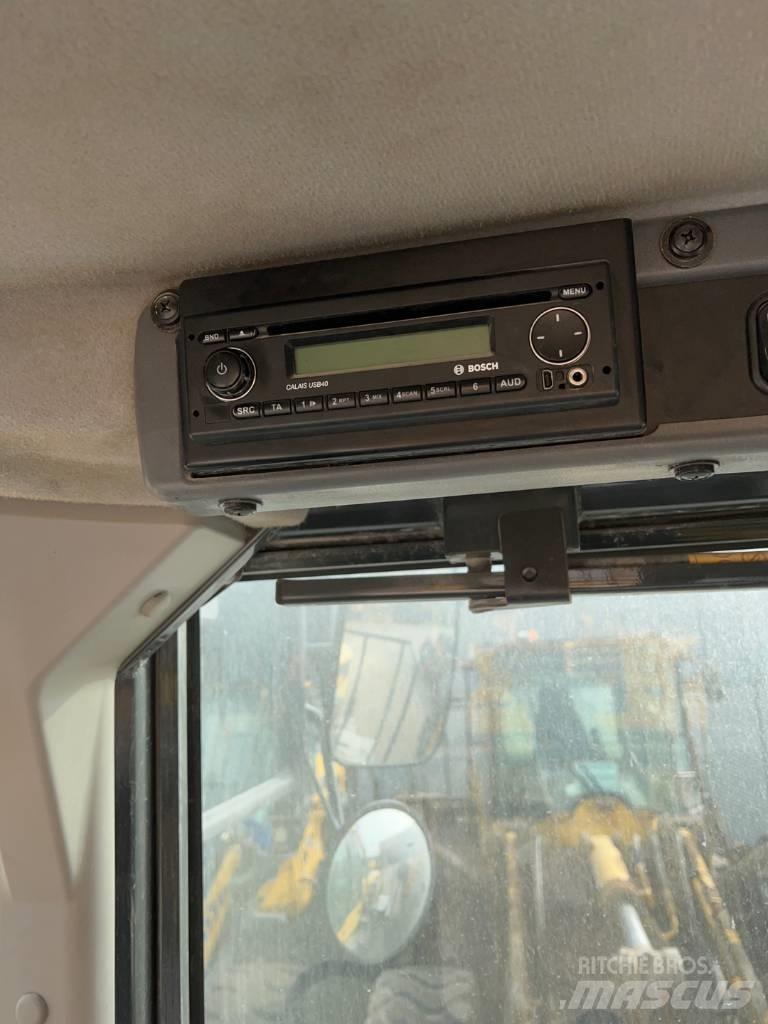 Komatsu WA 380-8 Kolové nakladače