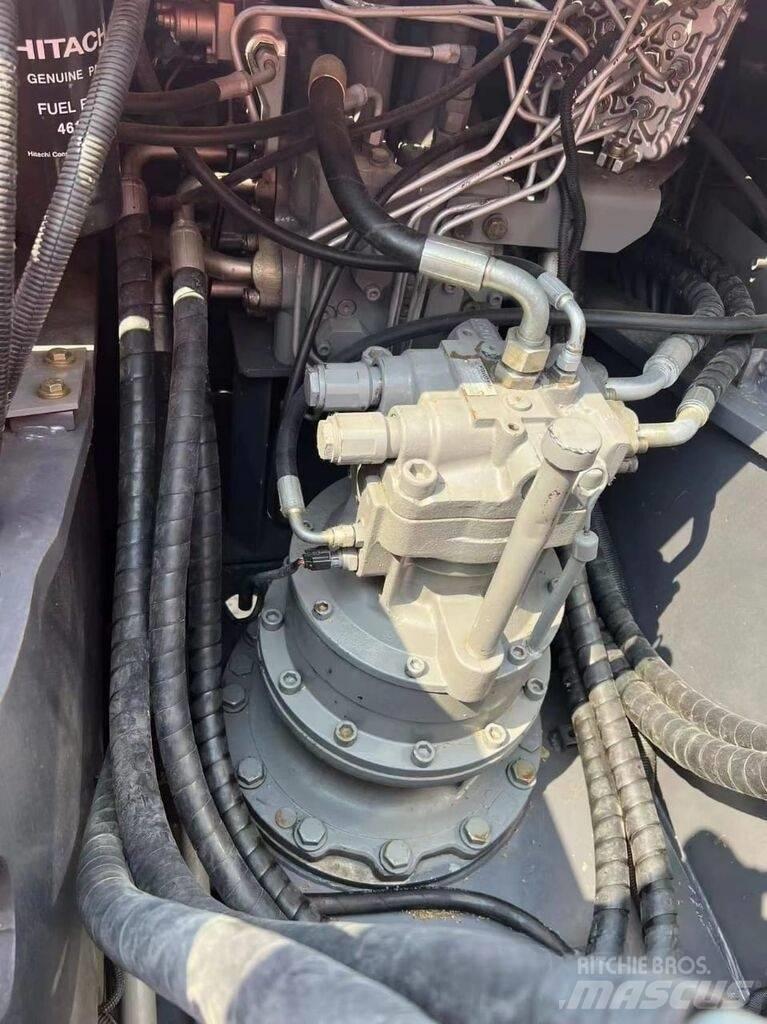Hitachi ZX 200 Pásová rýpadla
