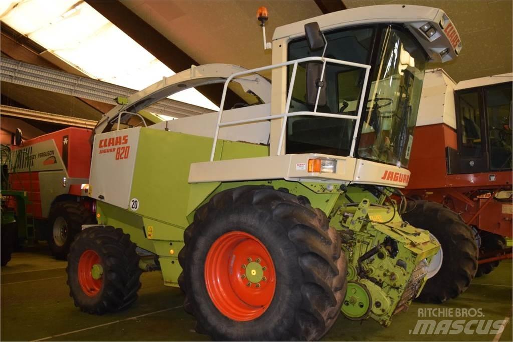 CLAAS Jaguar 820 Samojízdné sekačky