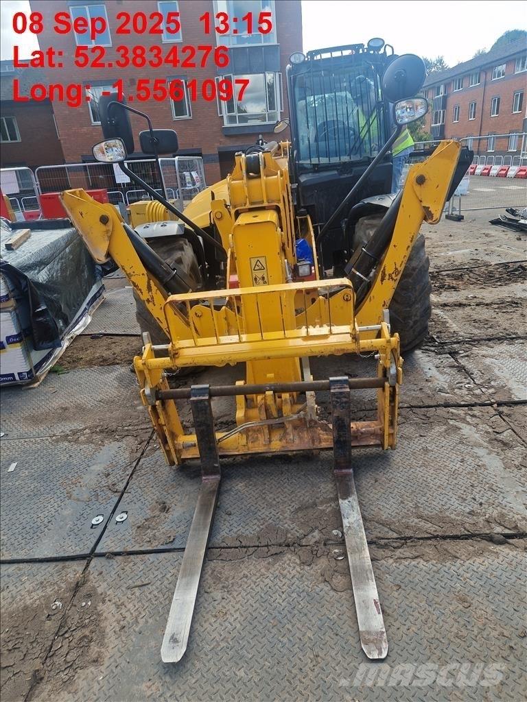 JCB 540-170 Teleskopické manipulátory