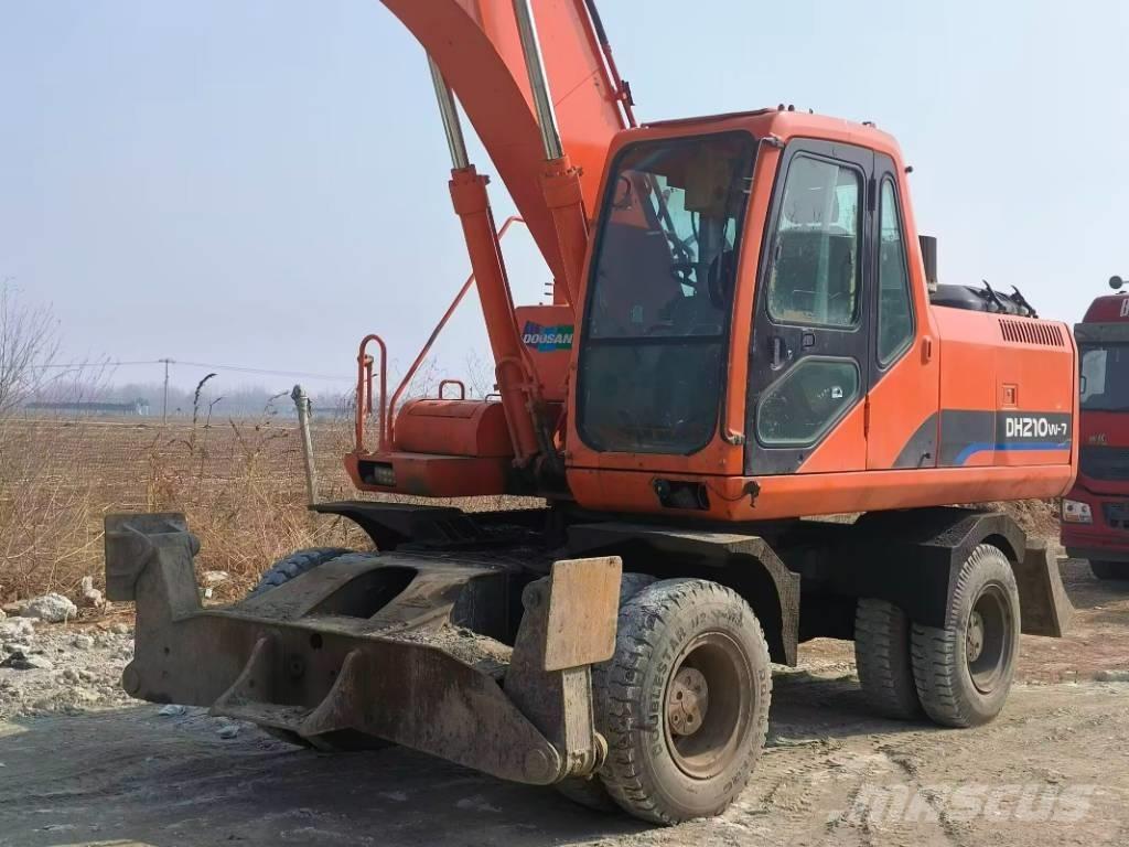 Doosan DH210W-7 Kolová rýpadla