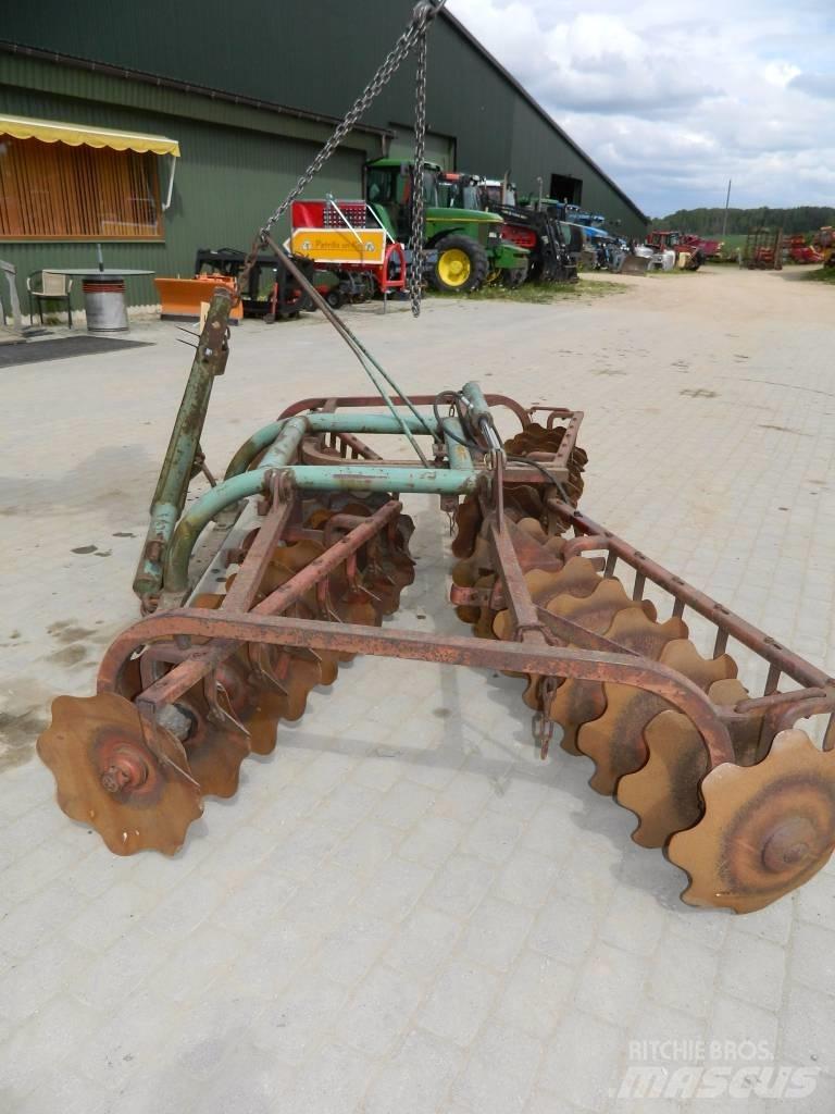 Kverneland 300 Talířové brány