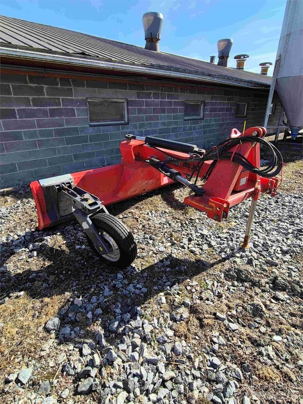 Vama JH-2 takalana Tažené radlice