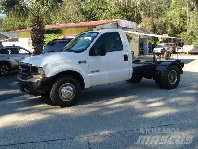 Ford F350 Nákladní vozidlo bez nástavby