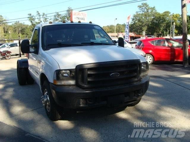 Ford F350 Nákladní vozidlo bez nástavby