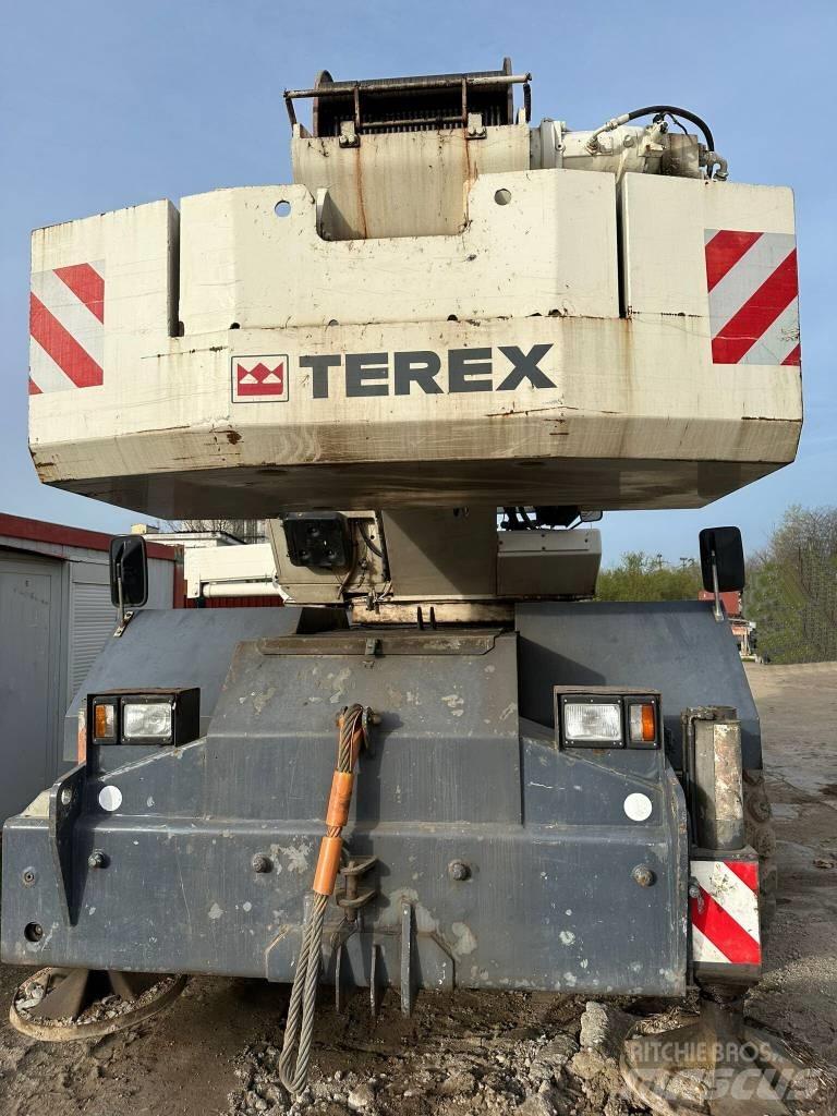Terex A 600 Jeřáby pro těžký terén