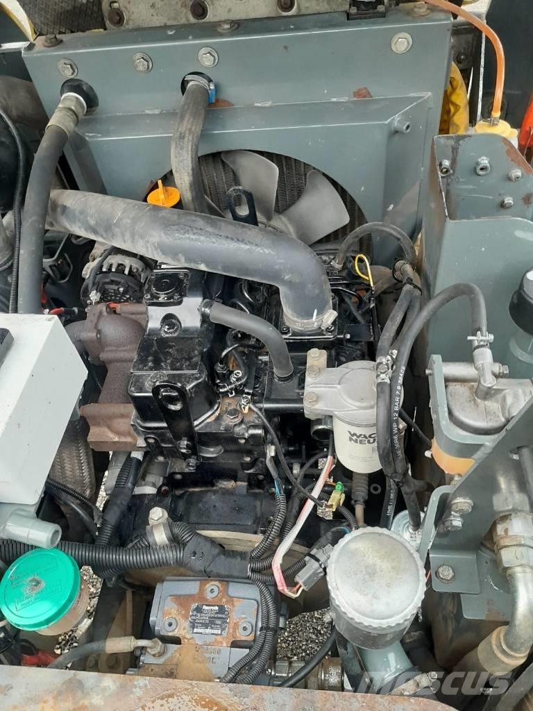 Wacker Neuson 3001 Vyklápěcí dempry