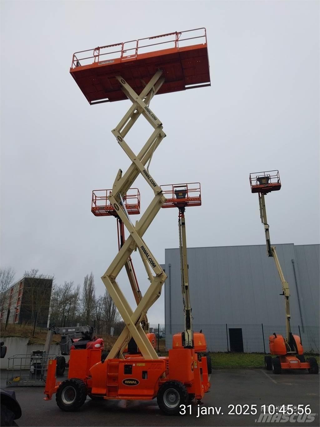 JLG 4394RT Nůžková zvedací plošina