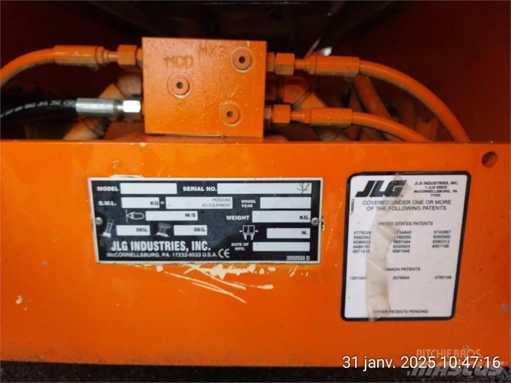 JLG 4394RT Nůžková zvedací plošina