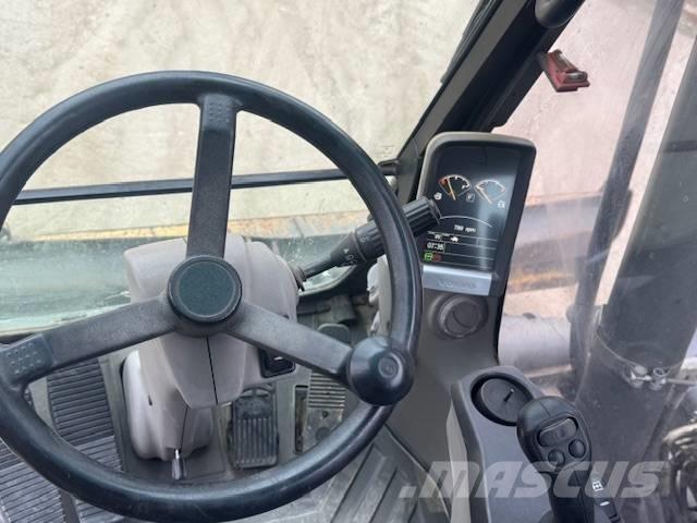 Volvo EW 140 C Kolová rýpadla