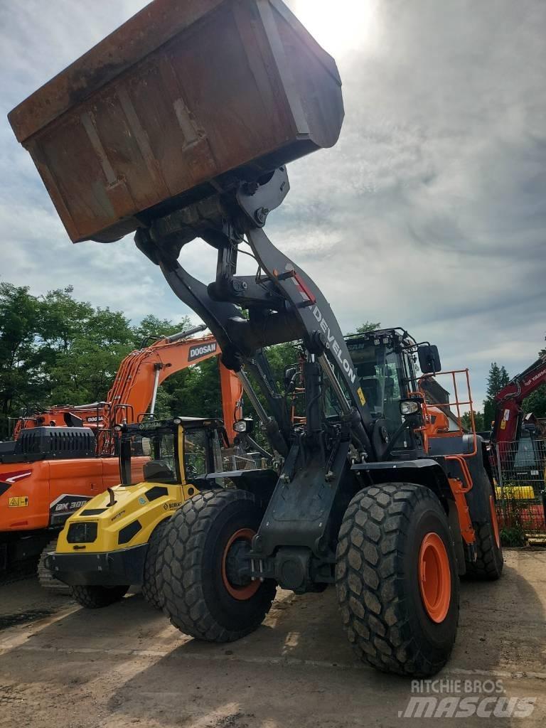 Develon DL 420 CVT-7 Kolové nakladače