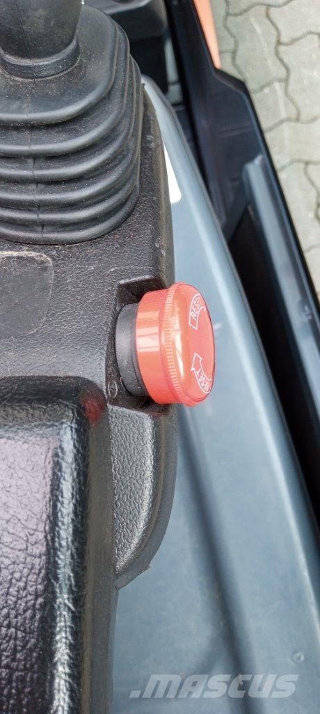 Toyota 8FBM20T Akumulátorové vozíky