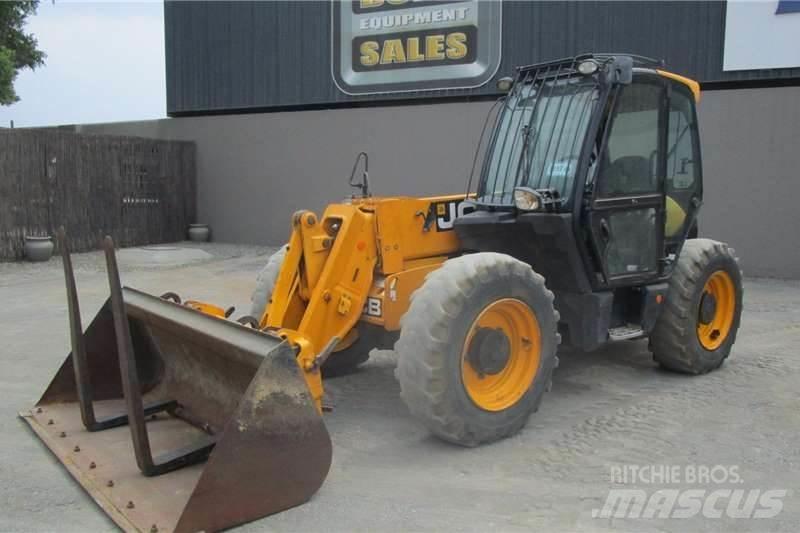 JCB 541-70 Další
