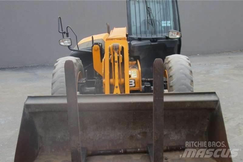 JCB 541-70 Další