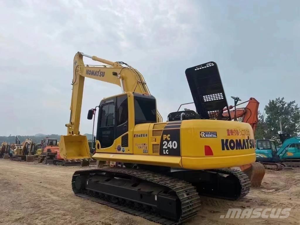 Komatsu pc 240 Pásová rýpadla