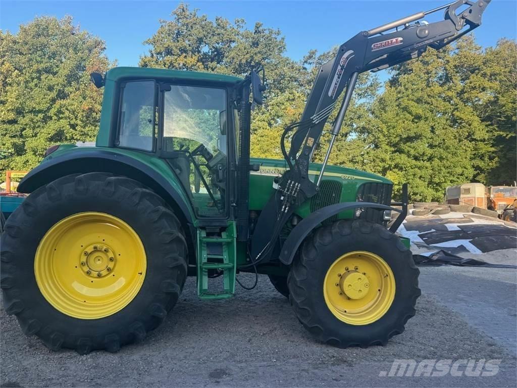 John Deere 6920 Traktory