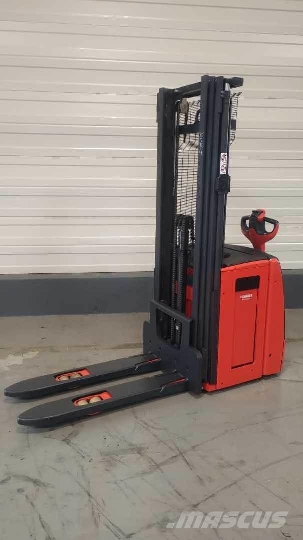 Linde L14 Samohybné vozíky
