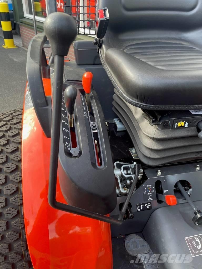Kubota B2261 HDW Kompaktní traktory