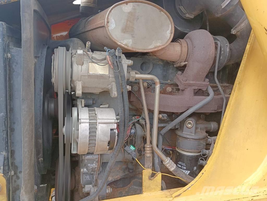 New Holland LB 110 Rýpadlo-nakladače