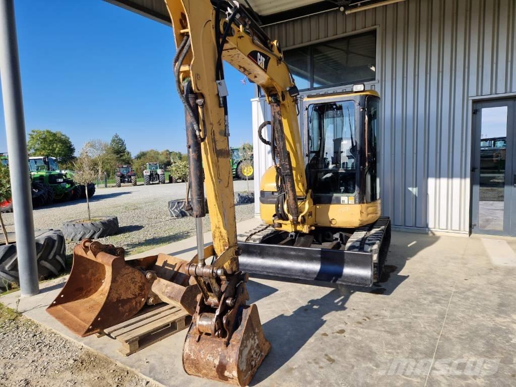 CAT 304 CR Mini rýpadla < 7t