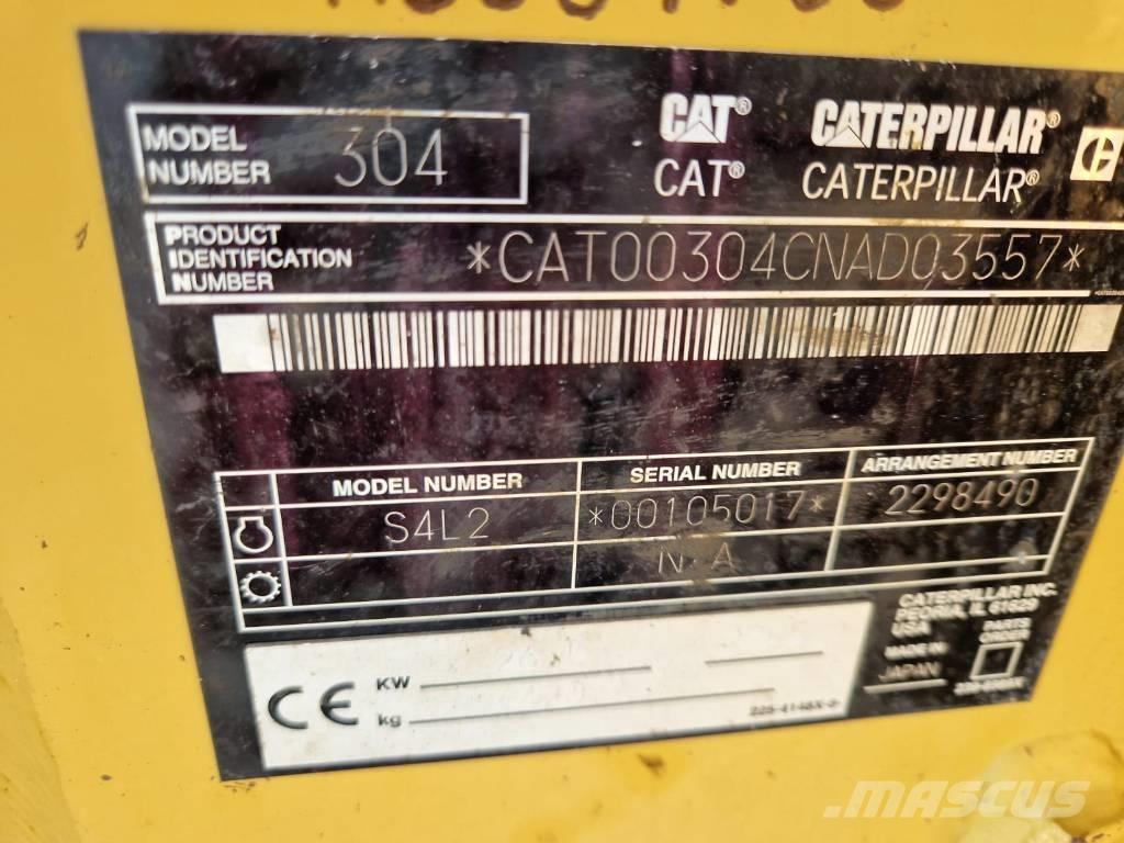 CAT 304 CR Mini rýpadla < 7t