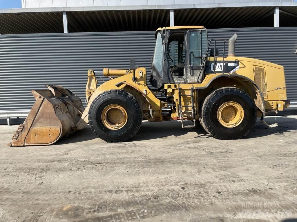 CAT 966H Kolové nakladače