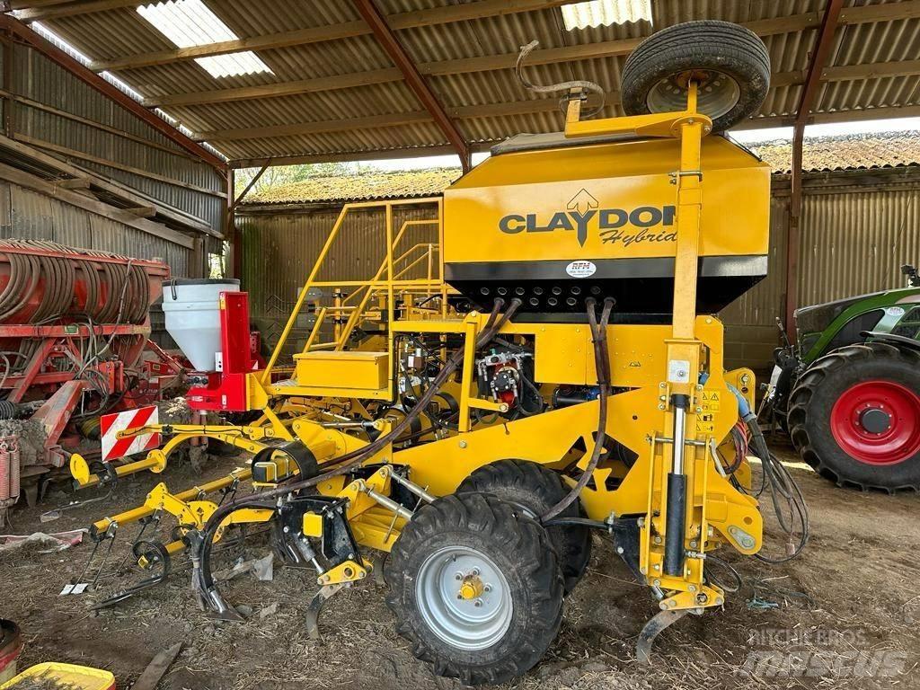 Claydon Hybrid 3 Mechanické secí stroje