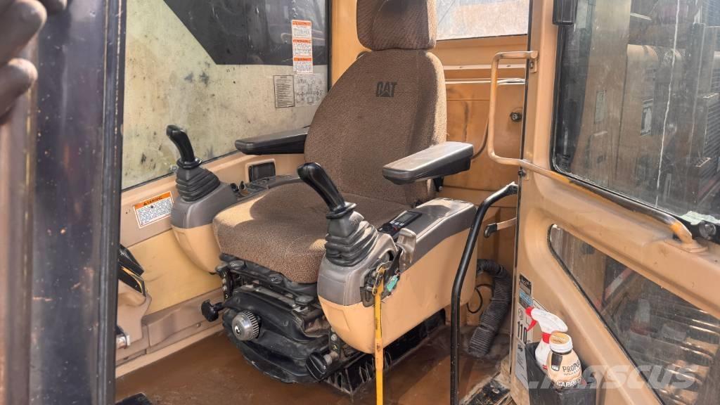 CAT 365 B L II Pásová rýpadla