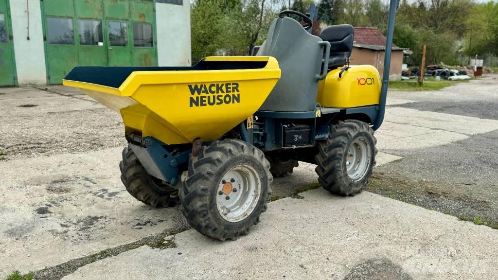 Wacker Neuson 1001 Vyklápěcí dempry