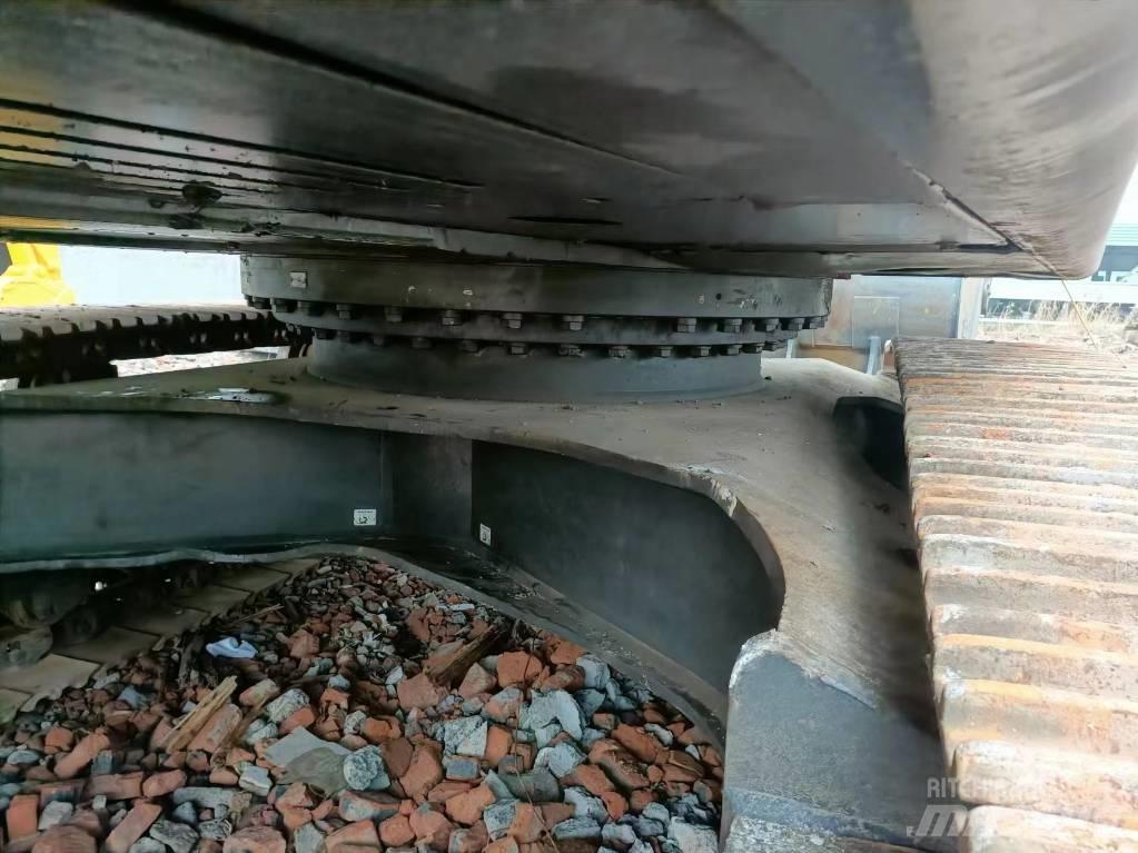 Volvo 480 Pásová rýpadla
