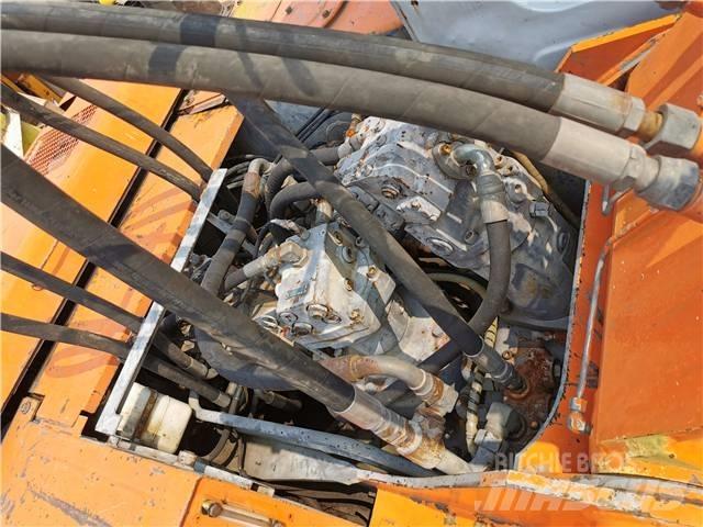 Hitachi EX160WD Pásová rýpadla